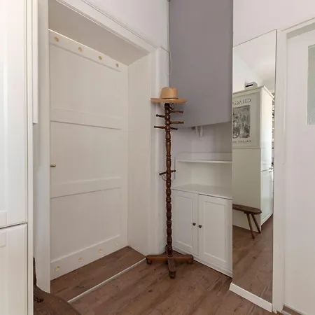 Historical Caserne Apartment Ljubljana Exterior photo