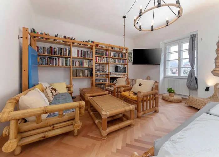 Historical Caserne Apartment
